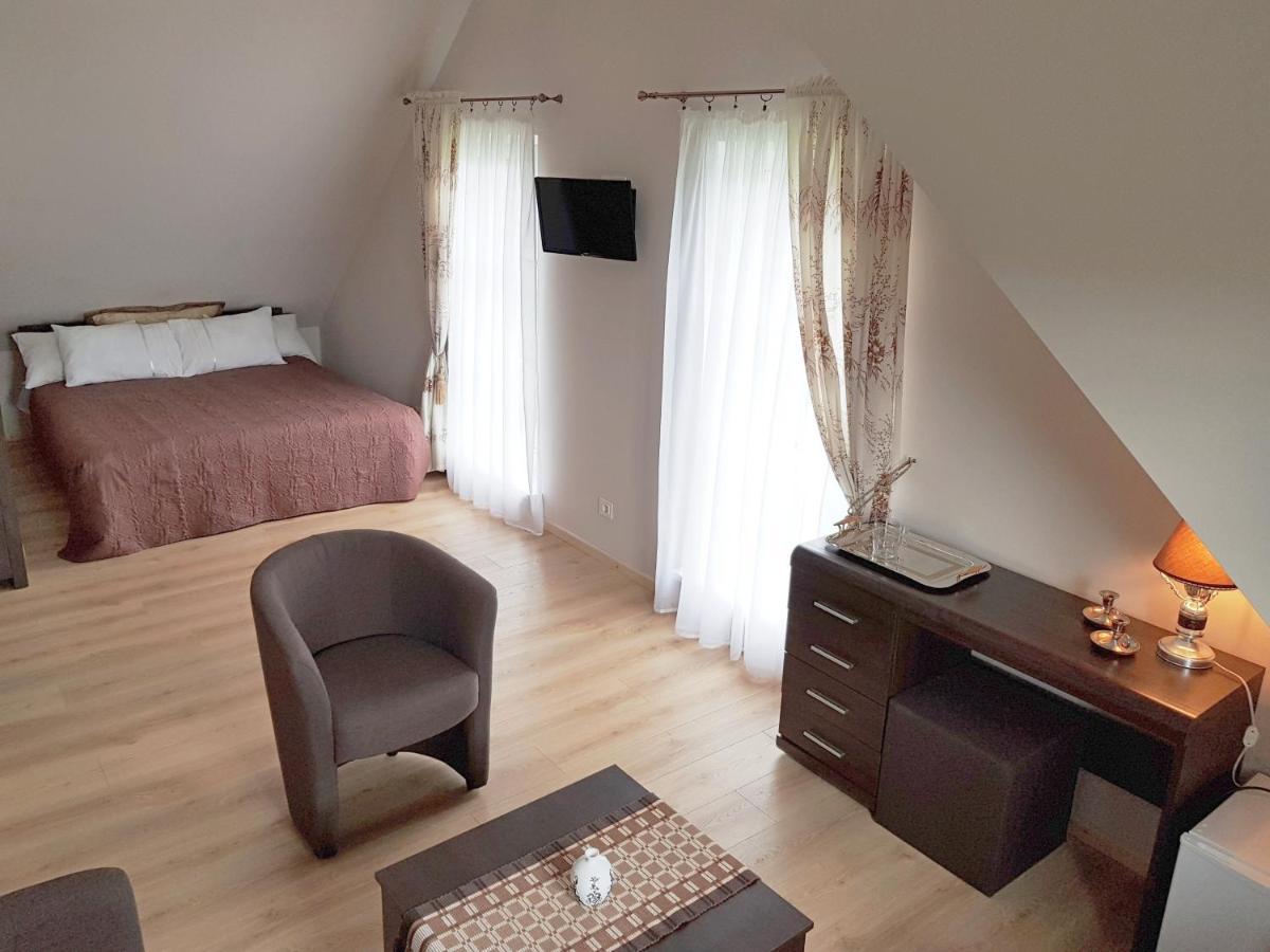 Hotel "Trakaitis" Nameliai Exteriér fotografie