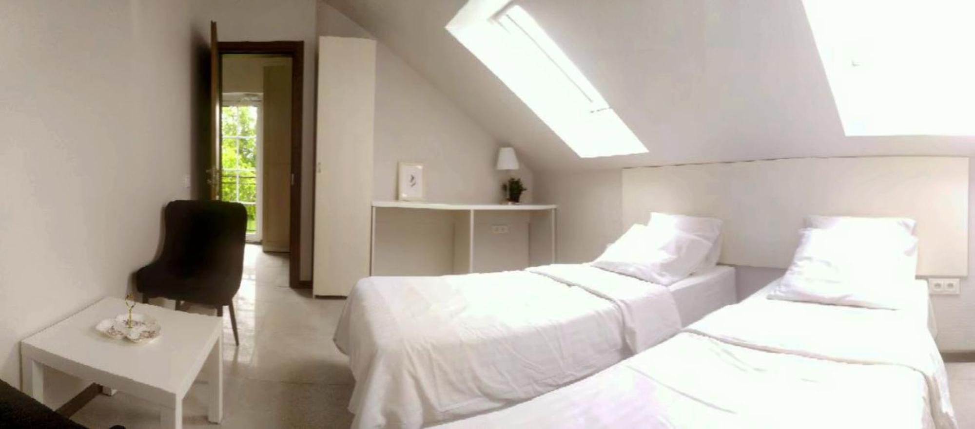 Hotel "Trakaitis" Nameliai Pokoj fotografie